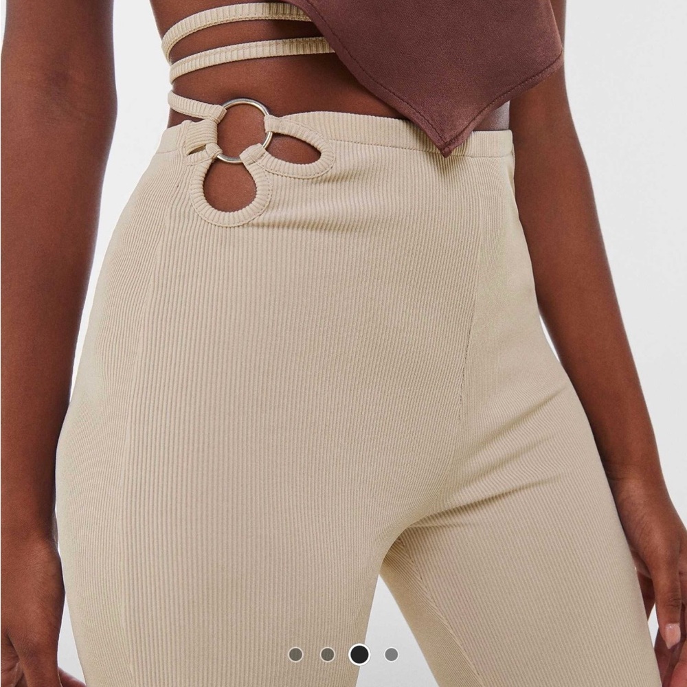 🥥 Bershka Beige High-Waist Flared Knit Pants 🥥 - Picture 2 of 6
